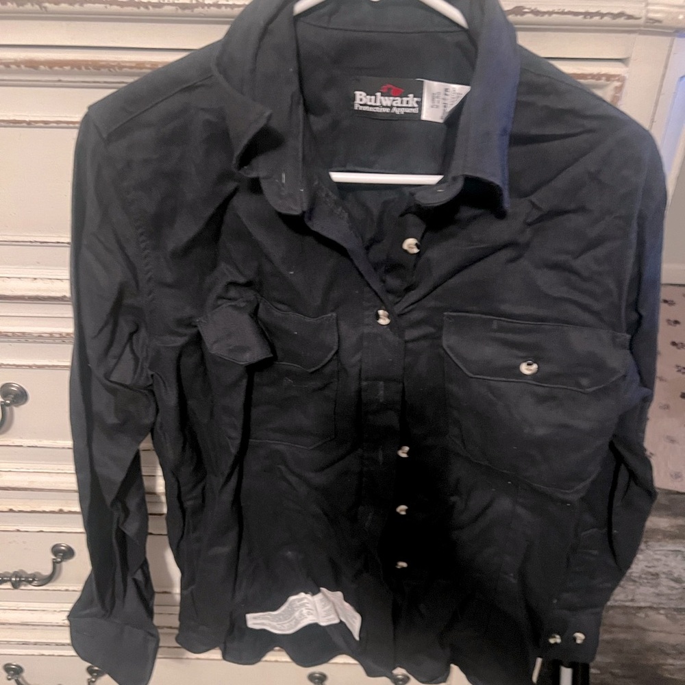Navy FR shirt, new with no tags